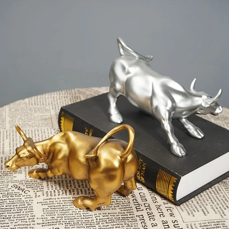 Wall Street Bull Statue – Golden Stock Market Ox Sculpture Resin Figurine for Office & Home Décor